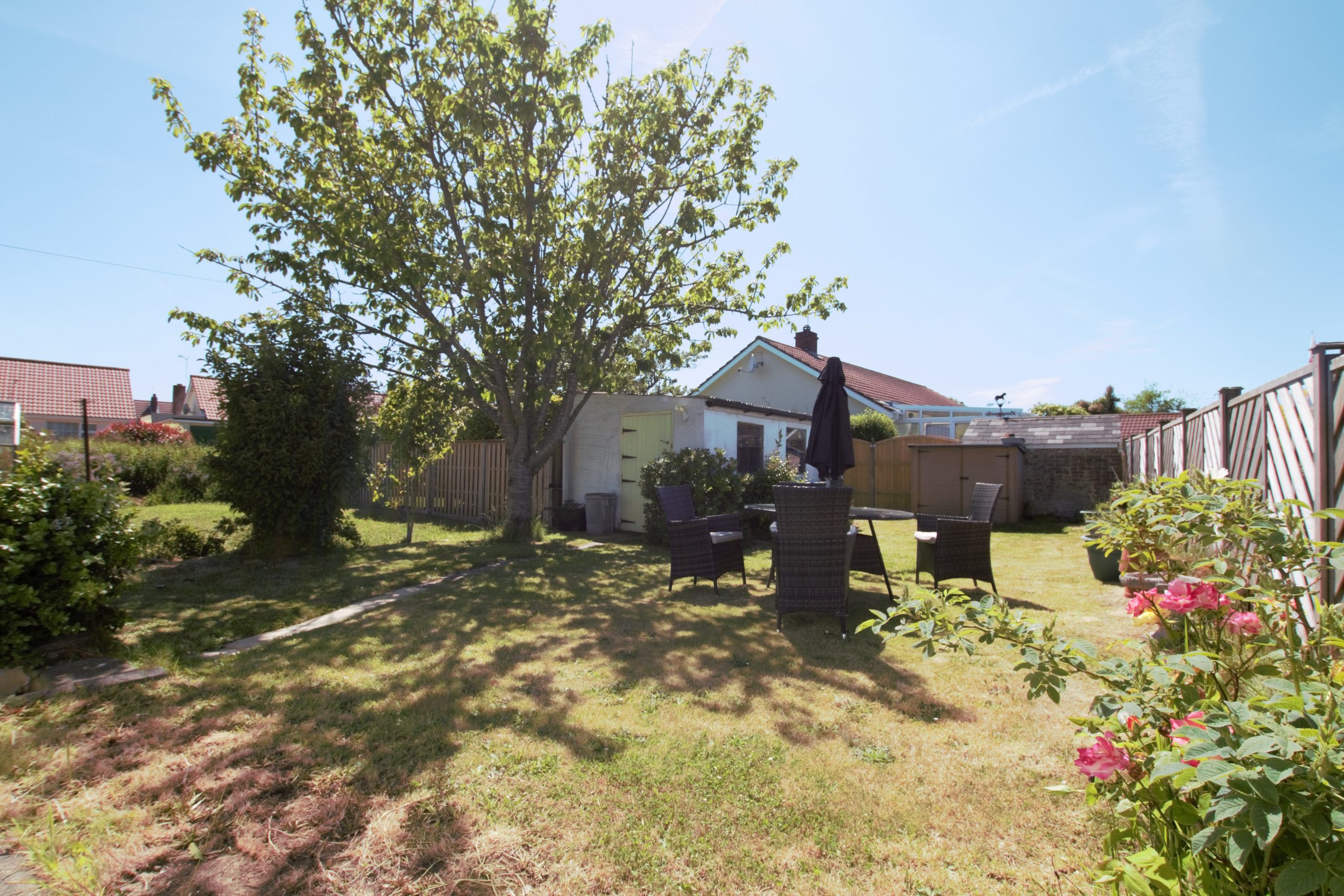 Property for sale in Guernsey Homes and flats to buy or rent in Guernsey