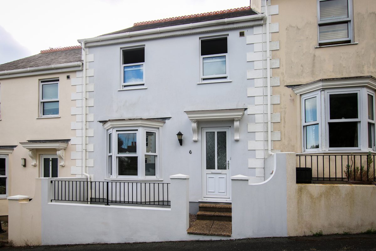 6, Orchard Rise