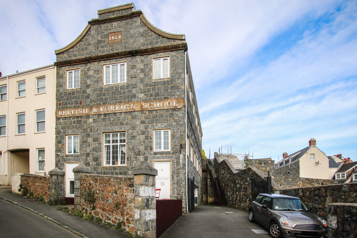 Apt 4, British & Foreign School