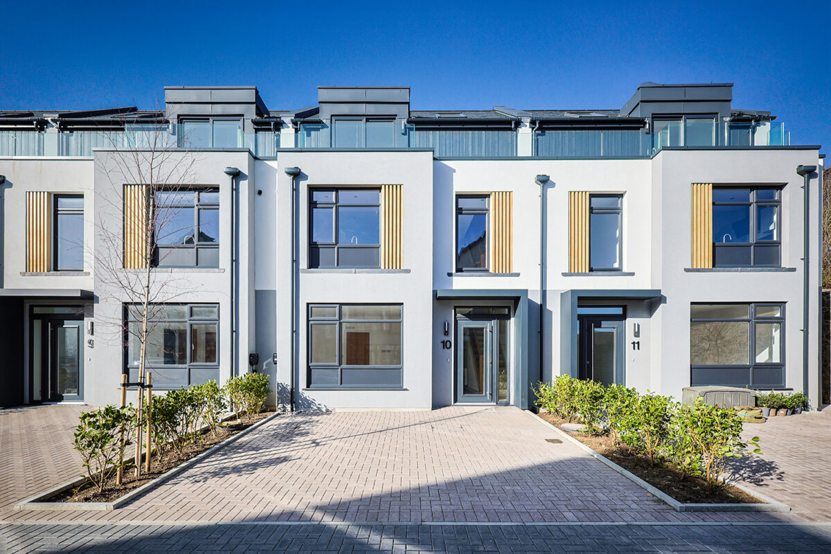 Unit 10, Allanson Court