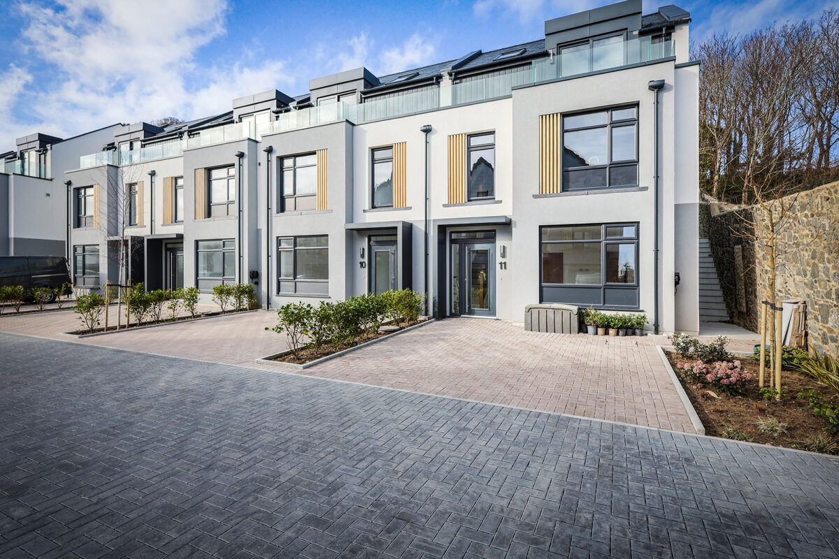 Unit 11, Allanson Court