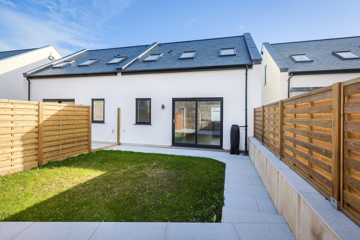 Unit 6, Allanson Court