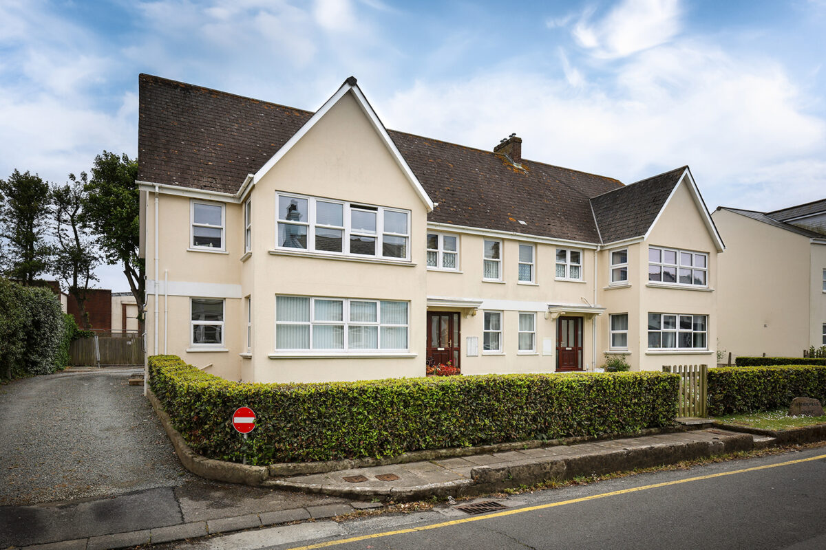 1, Mandeville Court