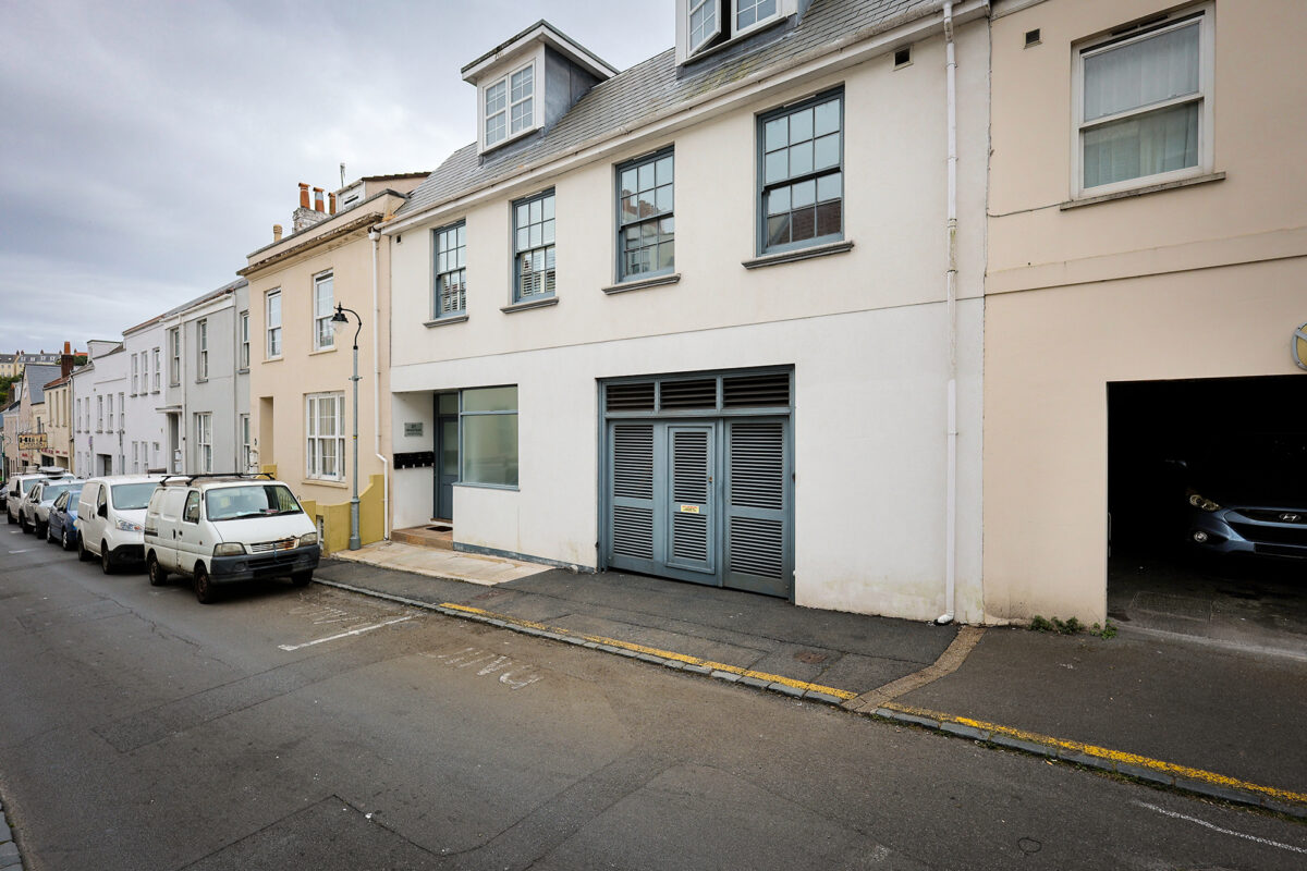 Flat 4, 21, Victoria Road