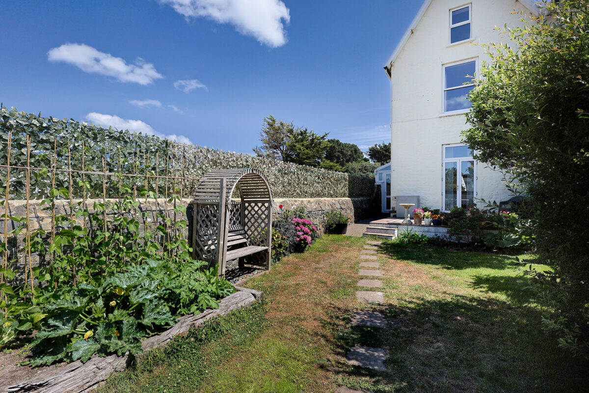2, Mullavilly