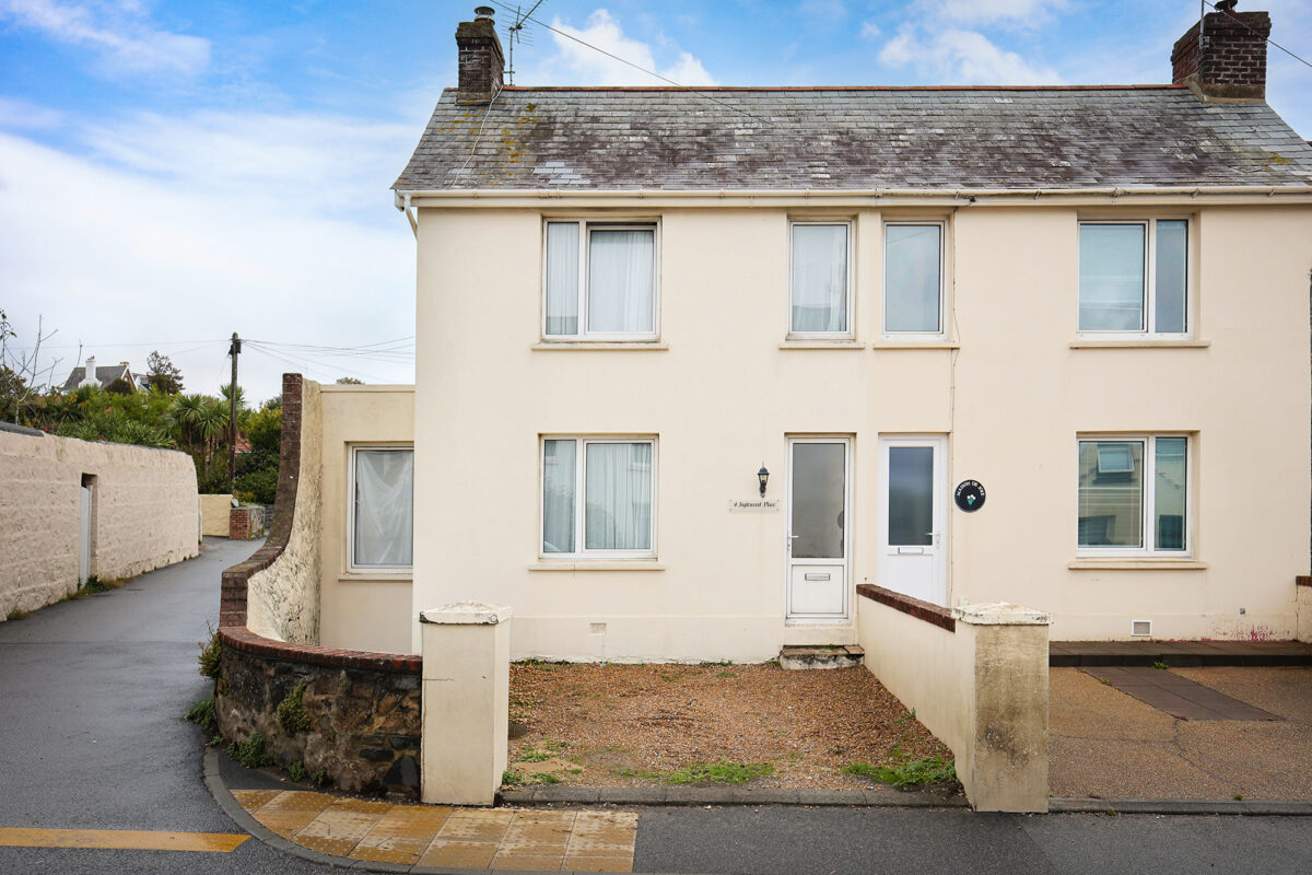 4, Inglewood Place